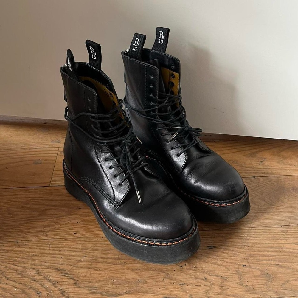 R13 black single stack boots
